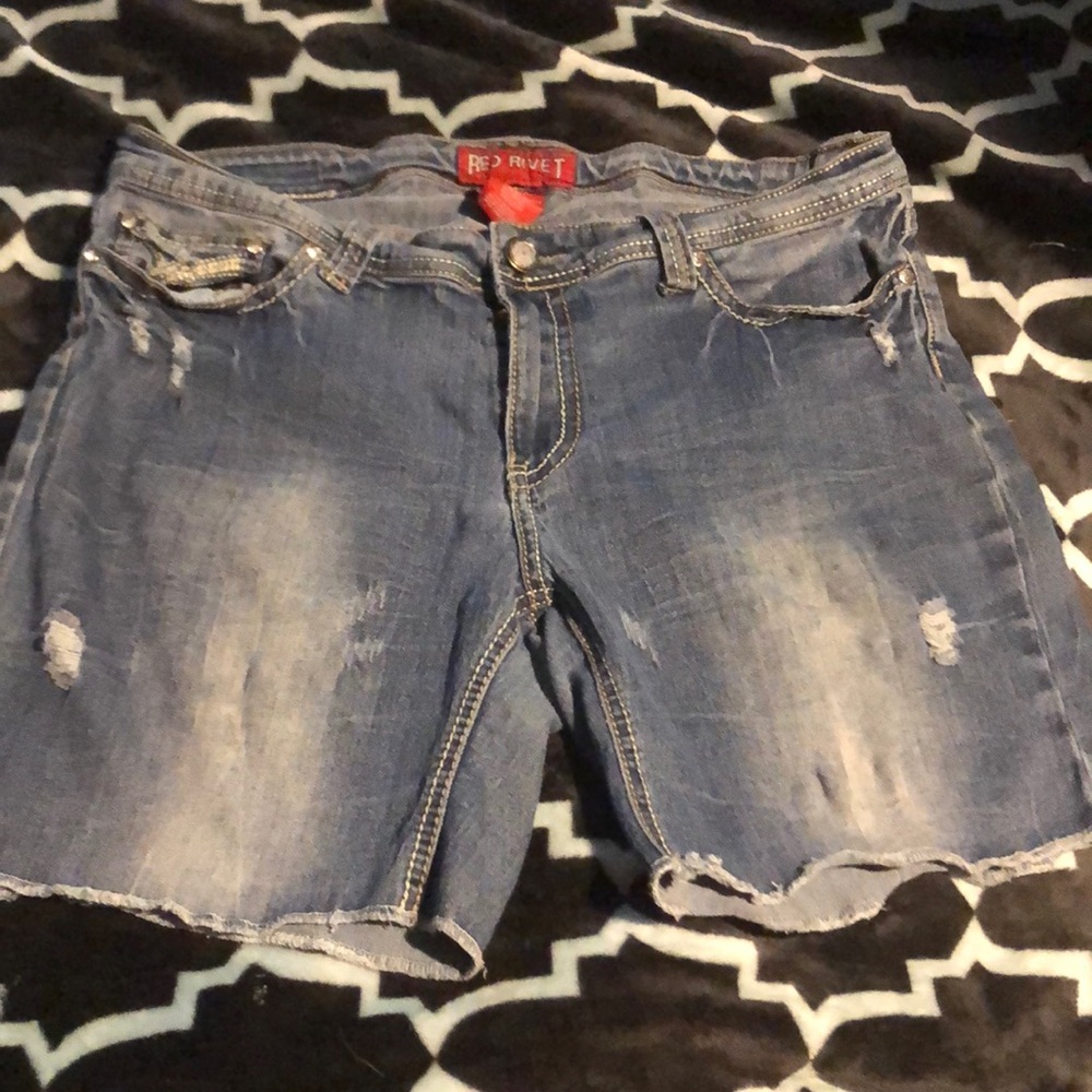 💸 BOGO 💸 Denim shorts by Red Rivet jeans